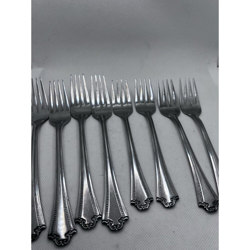 8 Stanley Roberts Rogers Lavalier Stainless dinner & Salad Forks Flatware